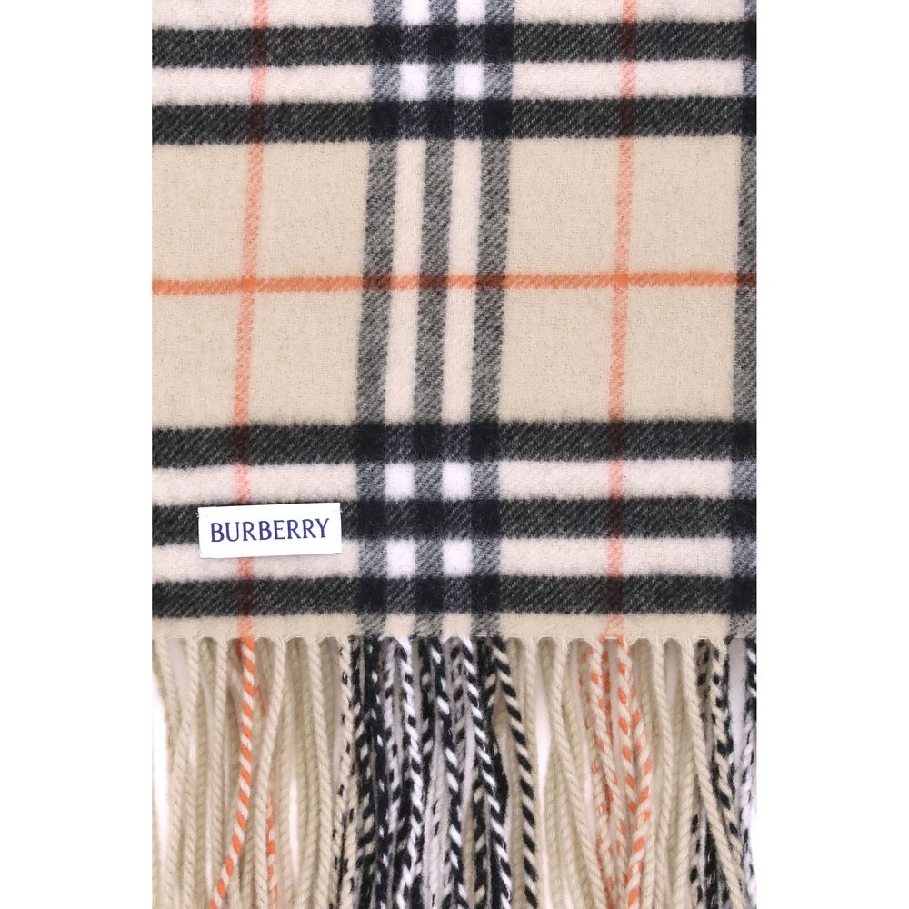 Burberry Check wool Blanket - Walk-In Closet