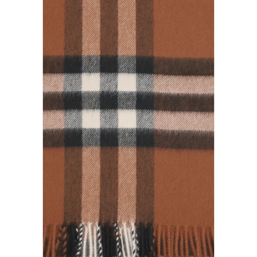 Burberry Check cashmere Scarf - Walk-In Closet
